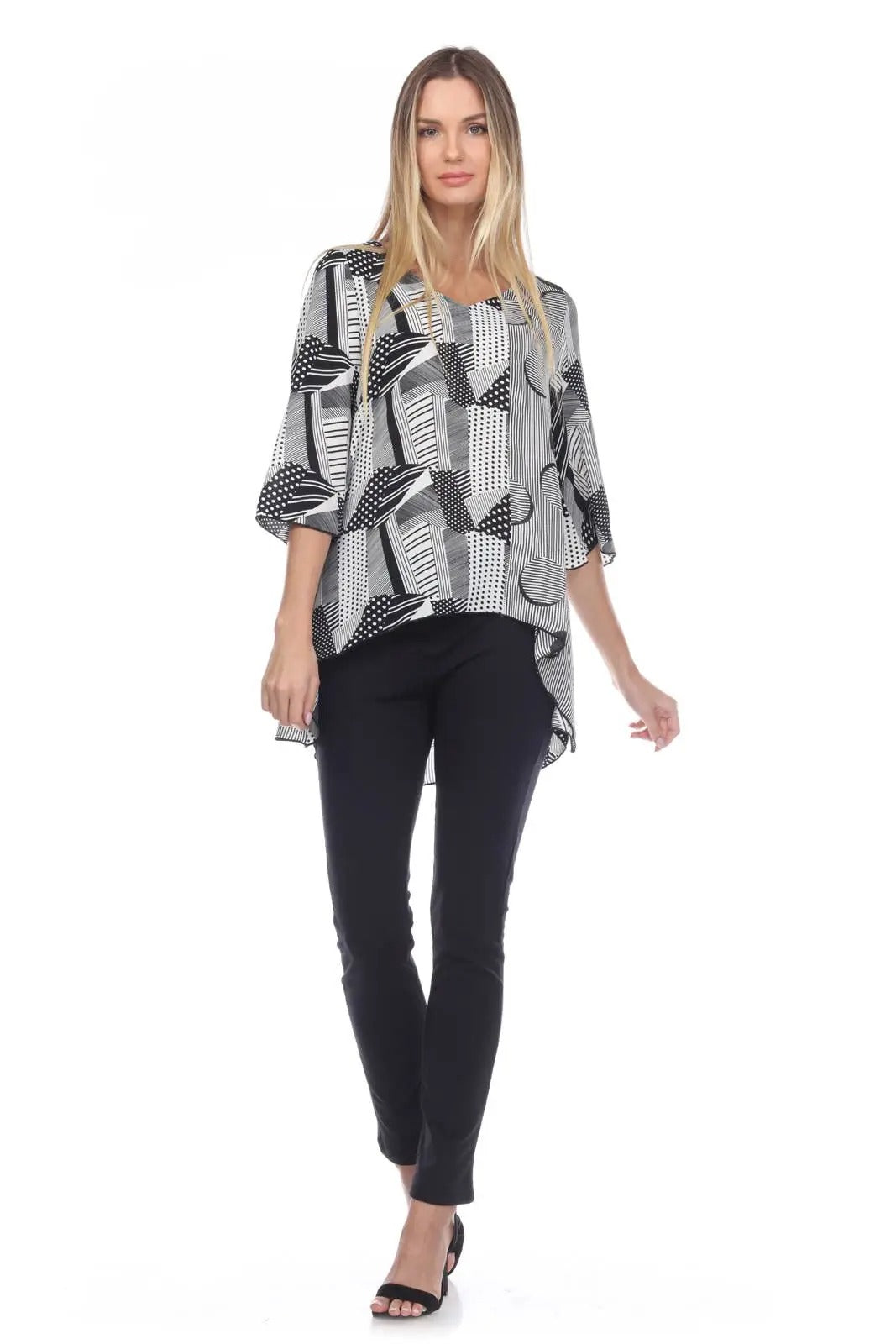 Women's Geometric Patterned Tunic Top with Three-Quarter Sleeves