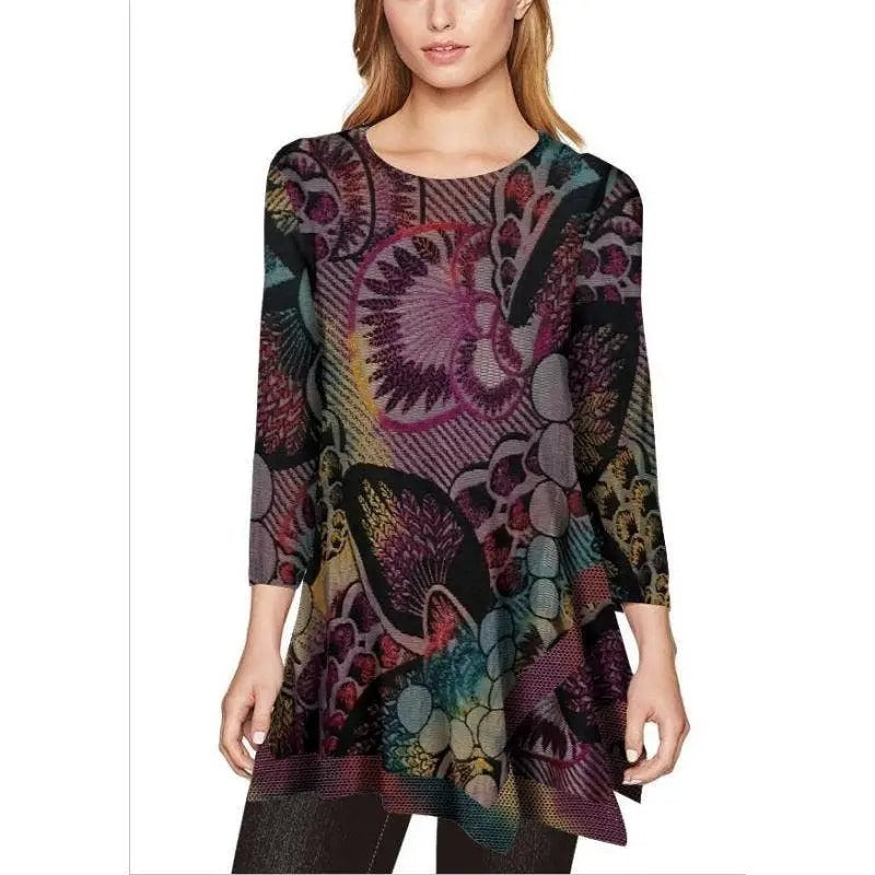 Women's Floral Patterned Tunic Top with Three-Quarter Sleeves