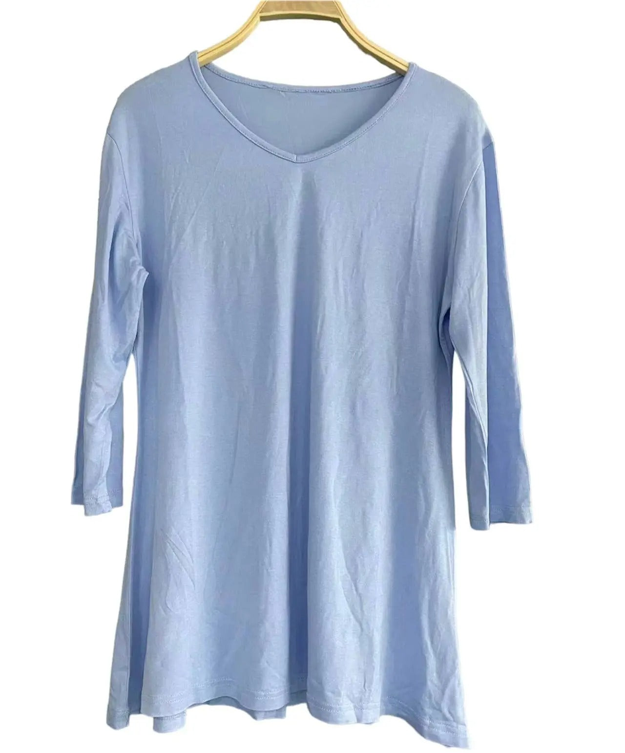 Women's Light Blue V-Neck Three-Quarter Sleeve Tunic