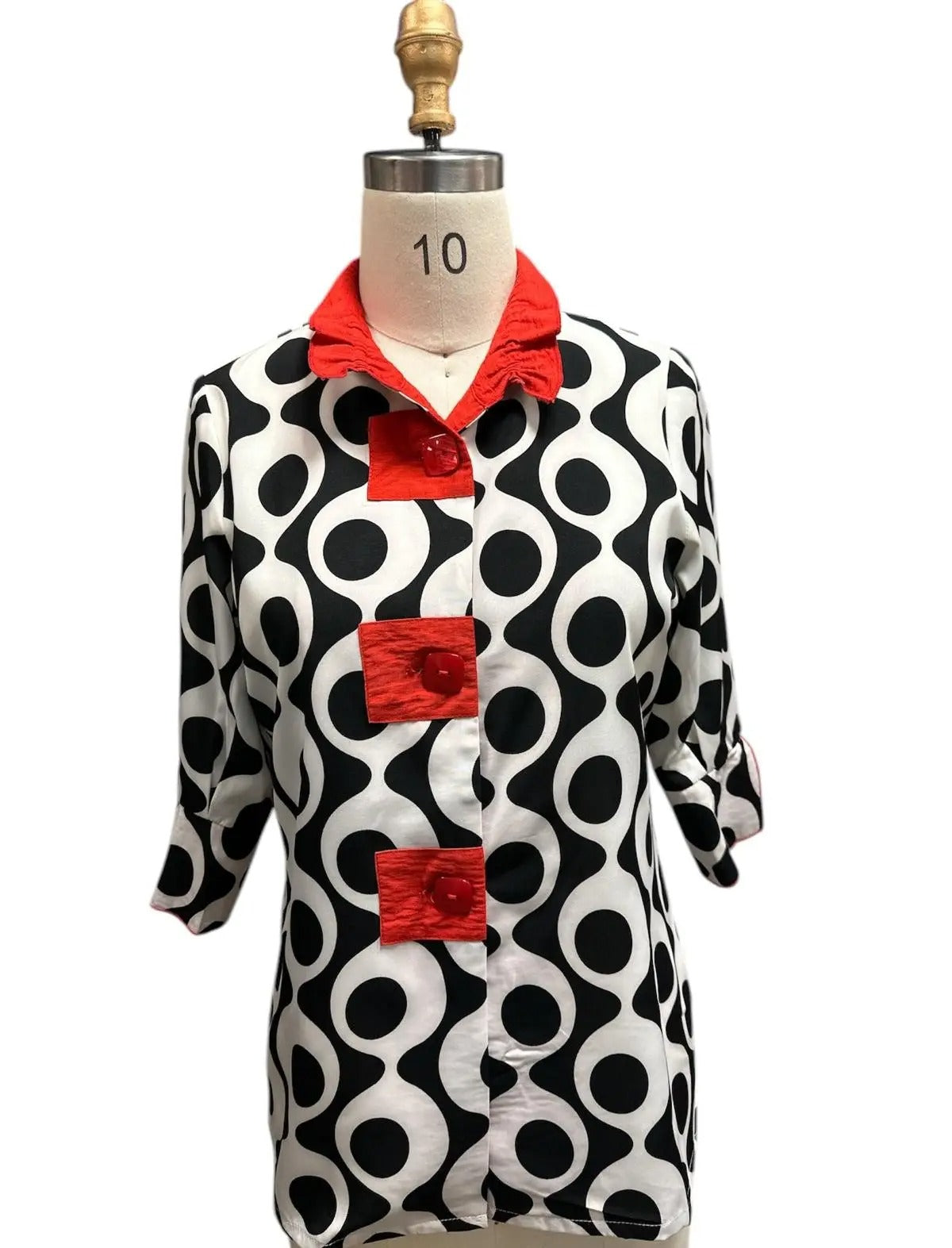 Women's Geometric Print Button-Front Coat with Red Collar