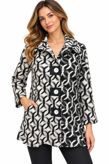 Women's Black and white floral crinkle three Shirt