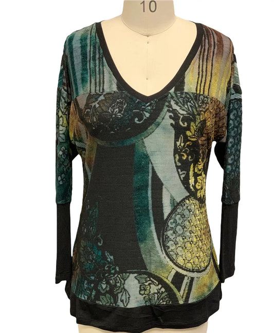 Women's Colorblock Knit Tunic with Abstract Pattern