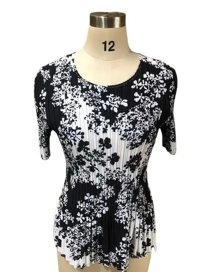Women's Black and White Floral Print Short Sleeve Blouse